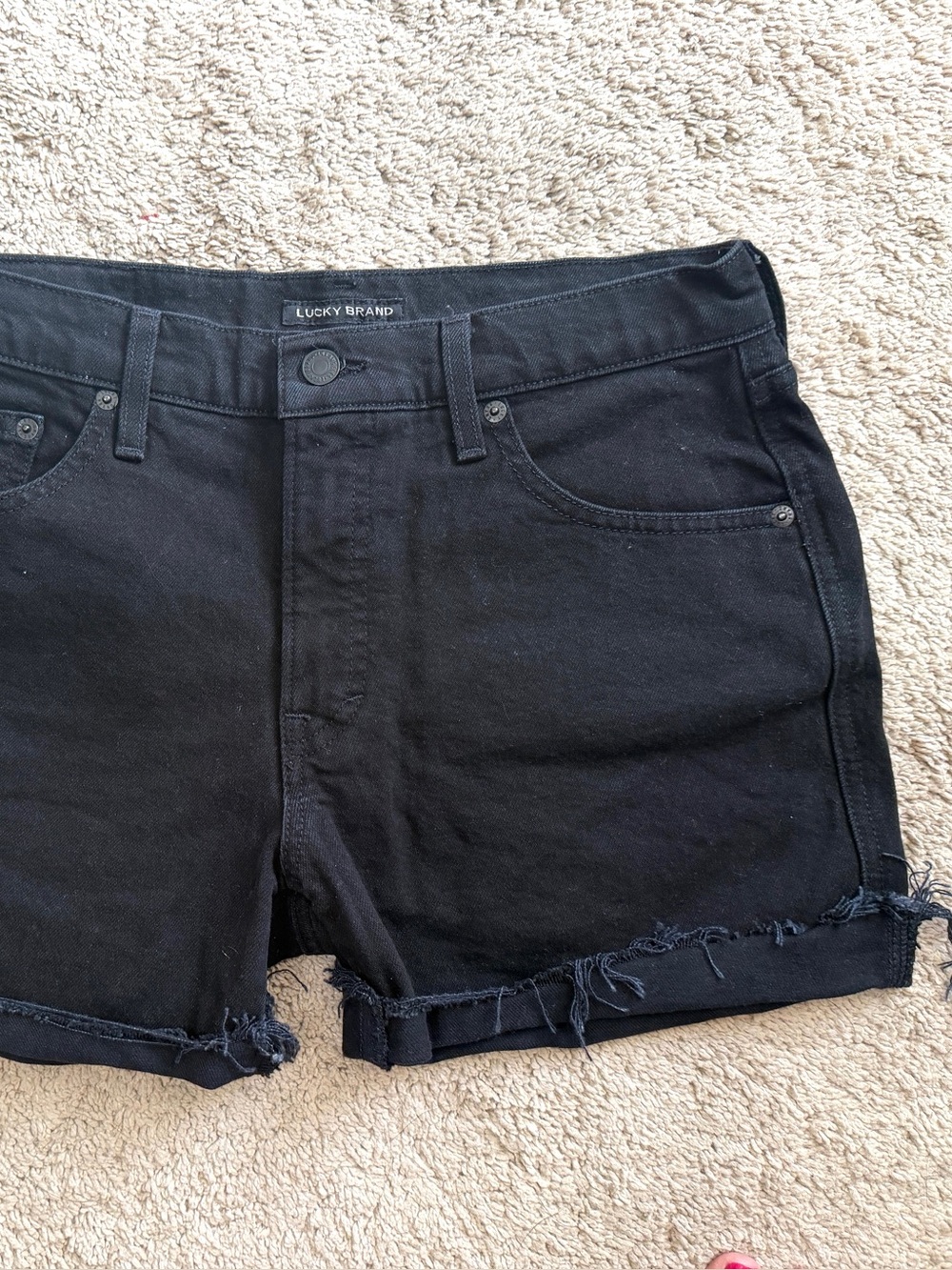 Women’s black denim jean shorts by lucky size 6 28 cut off cuffed classic casual
